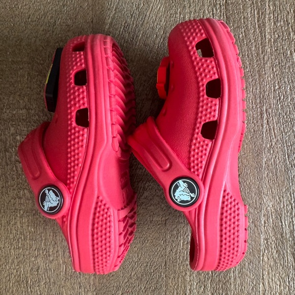 CROCS Red Kids' Clogs with Disney Cars Lightning McQueen Charms - 6C - Picture 6 of 8